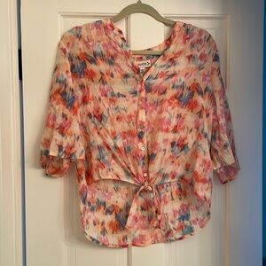 Size L Nanette Lepore High Low button down gauze top